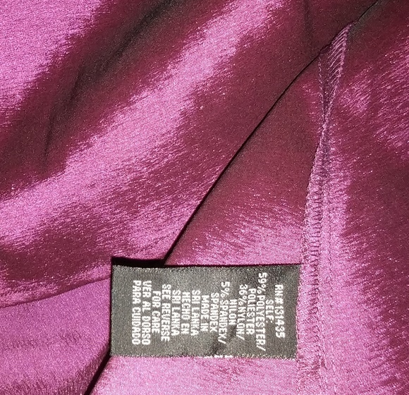 ❤HP Elegant Jewel Buttoned Top New - Picture 7 of 8